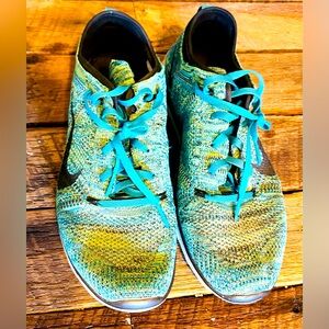 NIKE FREE FLY NKYT 🩵💚🖤🩶